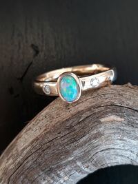 Verlobungsring Opal